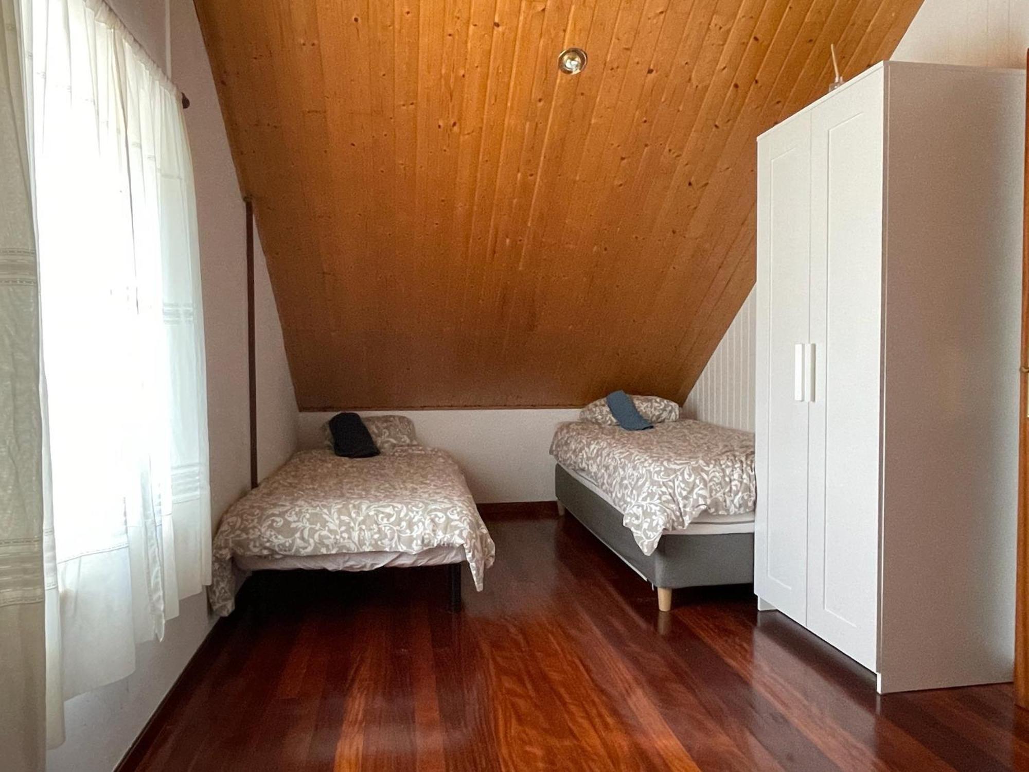 Beachfront Surf & Holiday House, Charming & Quiet Villarrube 外观 照片